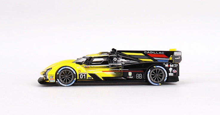 Mini GT Cadillac V series.R 