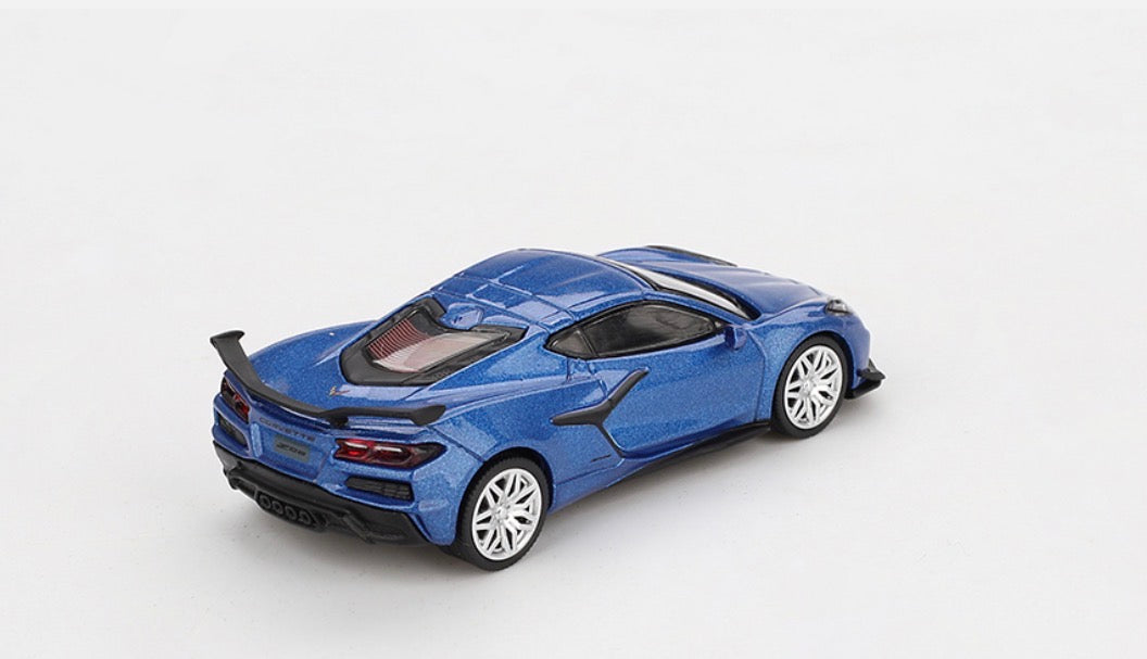 Mini GT Chevrolet Corvette Z06 2023 Elkhart Lake Blue Metallic