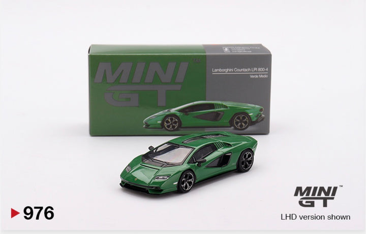 Mini GT Lamborghini Countach LPI 800-4 Verde Medio