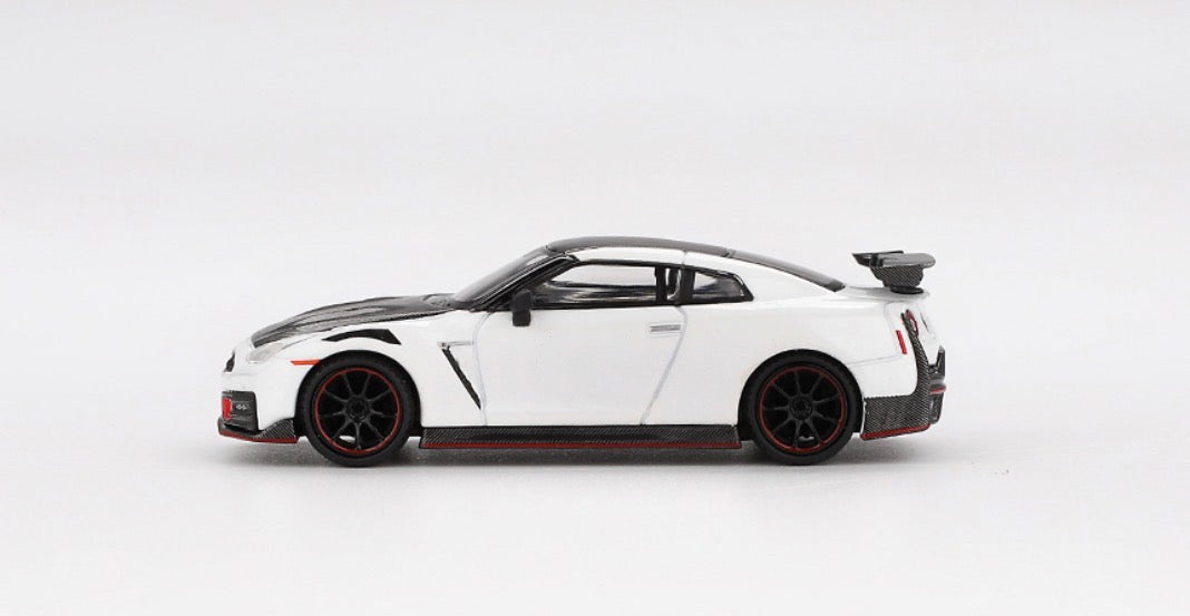 Mini GT Nissan GT-R (R35) Nismo 2024 Blanc nacré brillant