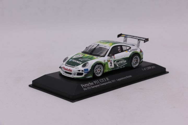 Minichamps Porsche 911 GT3 R FIA GT Championship 2011 - 1:43