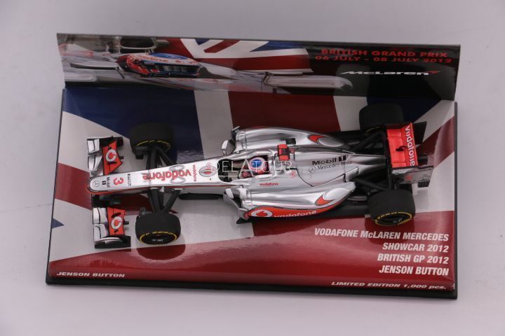 Minichamps McLaren Mercedes MP4-27 Showcar 