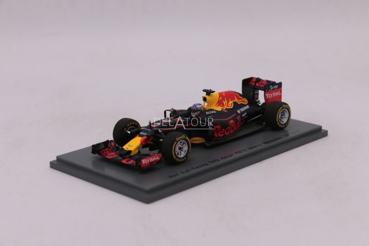 Spark Red Bull Racing RB12 