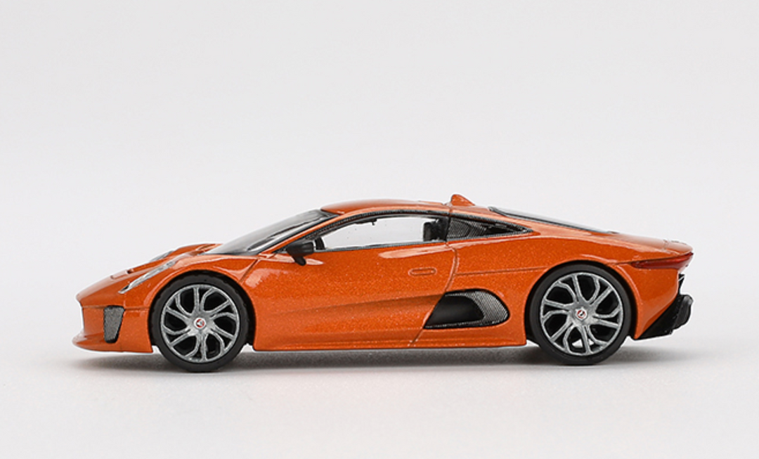 Mini GT Jaguar C-X75 James Bond "Spectre"