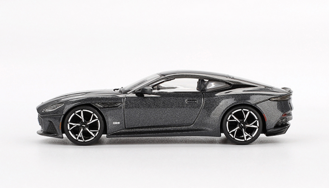 Mini GT Aston Martin DBS “No Time To Die”
