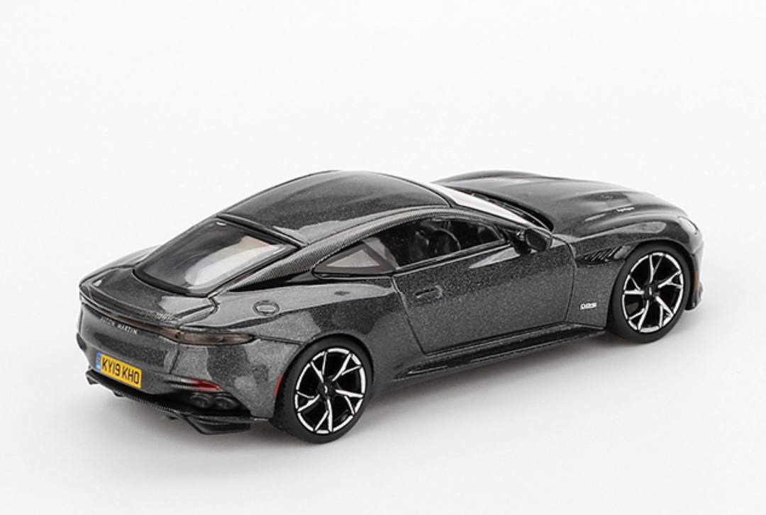 Mini GT Aston Martin DBS “No Time To Die”