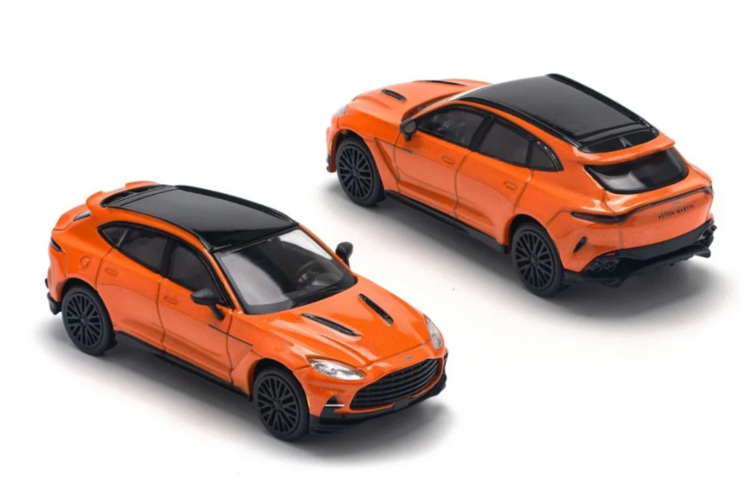 POP RACE Aston Martin DBX 707 Cosmos Orange - 1:64