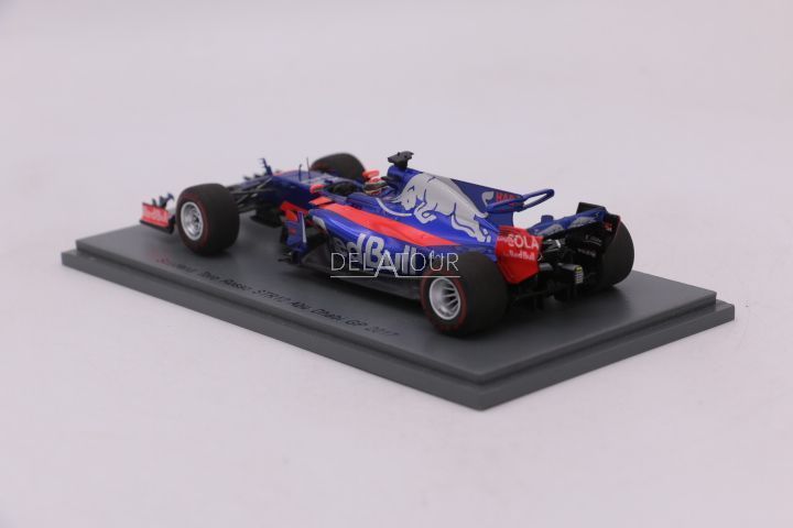 Spark Scuderia Toro Rosso STR12 