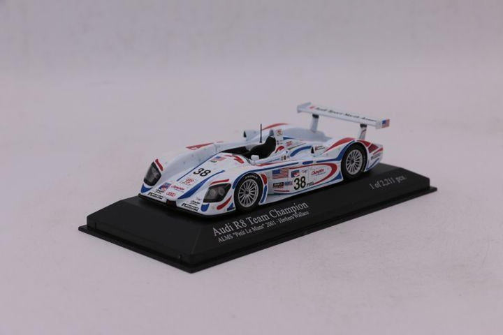 Minichamps Audi R8 ALMS n° 38 Petit Le Mans 2001 1:43 Édition limitée