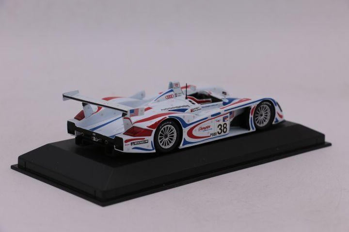 Minichamps Audi R8 ALMS n° 38 Petit Le Mans 2001 1:43 Édition limitée