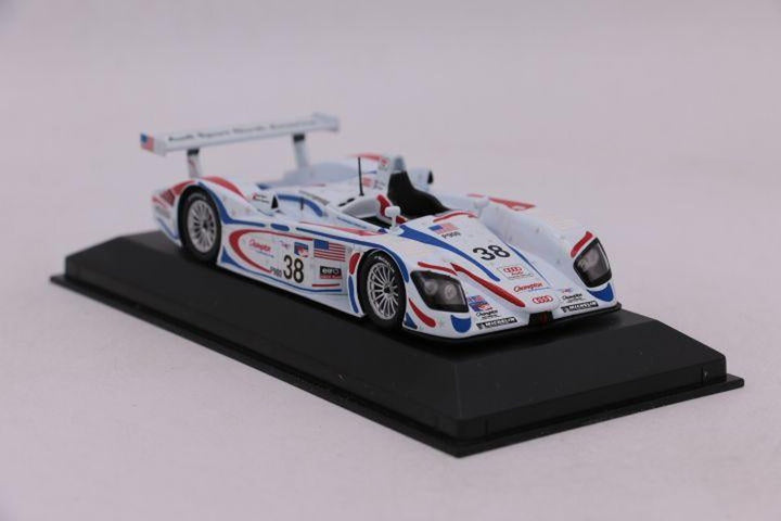 Minichamps Audi R8 ALMS n° 38 Petit Le Mans 2001 1:43 Édition limitée