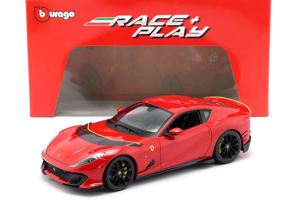 Burago Ferrari 812 Competizione 2021 1:18 Rood Race &amp; Play