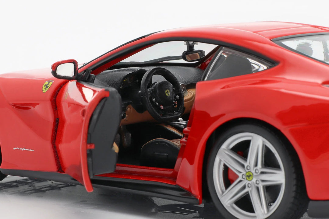 Burago Ferrari F12 Berlinetta 2012 1:24 Rood Race &amp; Play