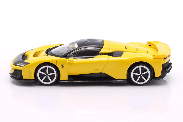 Burago Ferrari F80 Jaune 1:43 Race &amp; Play