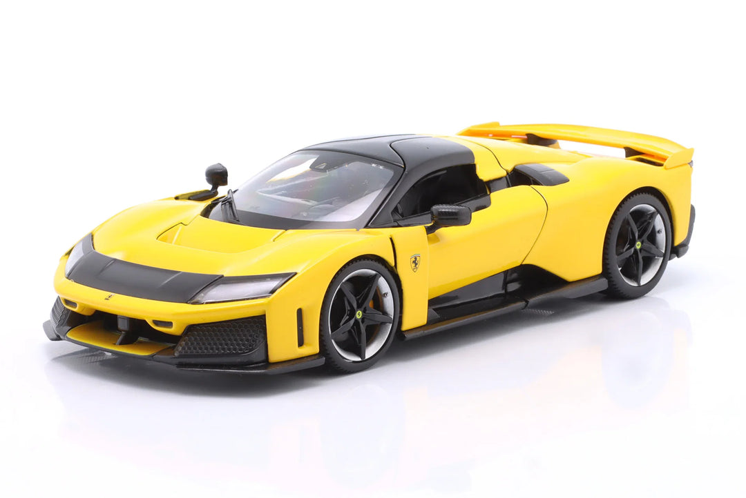 Burago Ferrari F80 2024 1:24 jaune Race &amp; Play