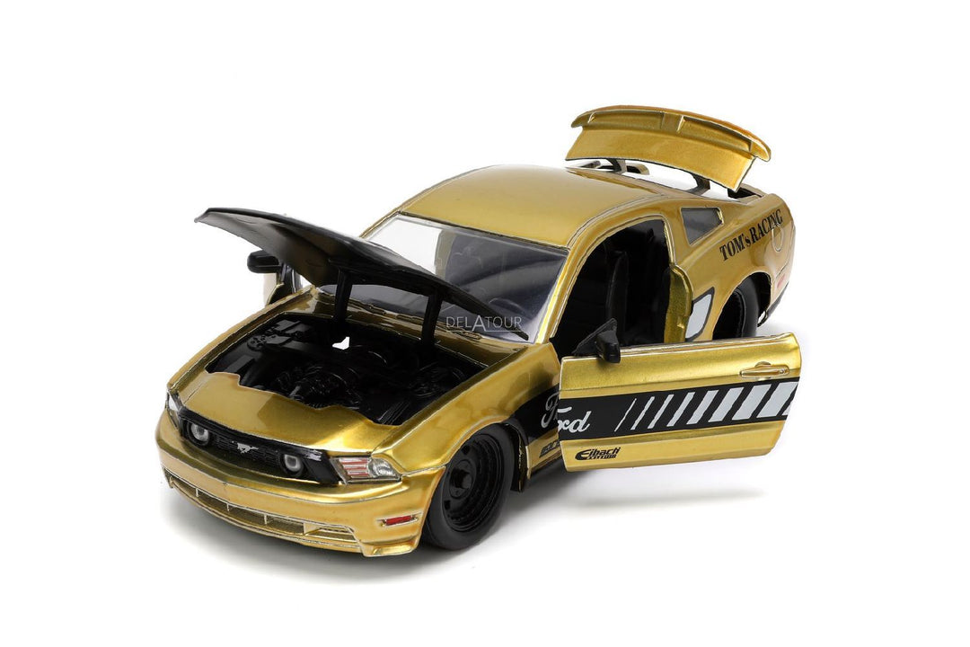 Jada Ford Mustang GT 2010 Or BigTime Muscle