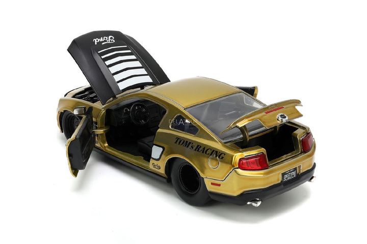 Jada Ford Mustang GT 2010 Or BigTime Muscle
