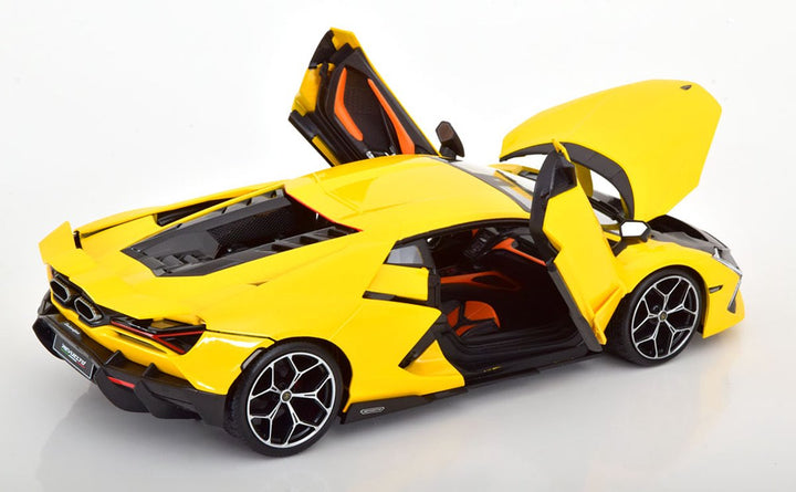 Maisto Lamborghini Revuelto Yellow 1:18