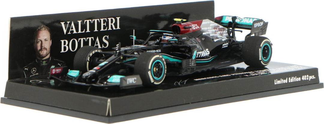 Minichamps Mercedes-AMG Petronas W12 