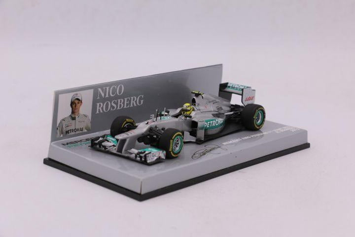 Minichamps Mercedes AMG Petronas W03 n° 8 Nico Rosberg 2012 1:43