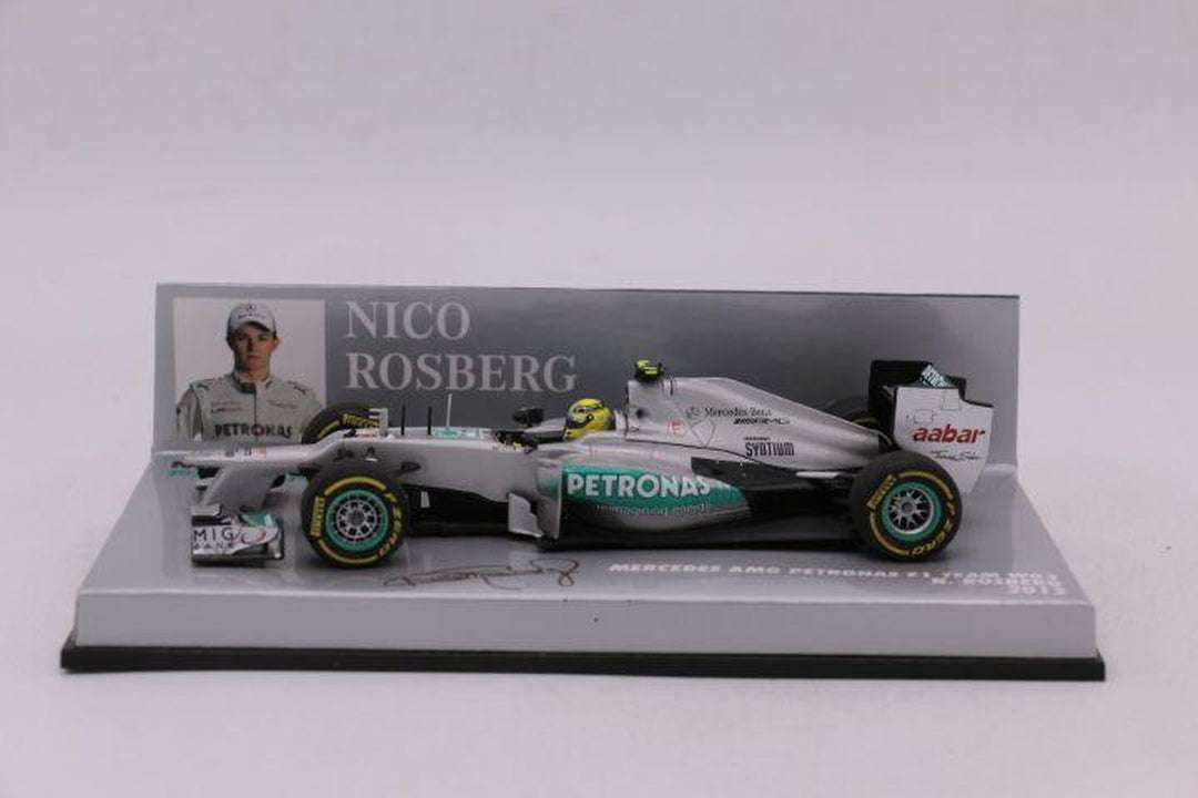 Minichamps Mercedes AMG Petronas W03 n° 8 Nico Rosberg 2012 1:43