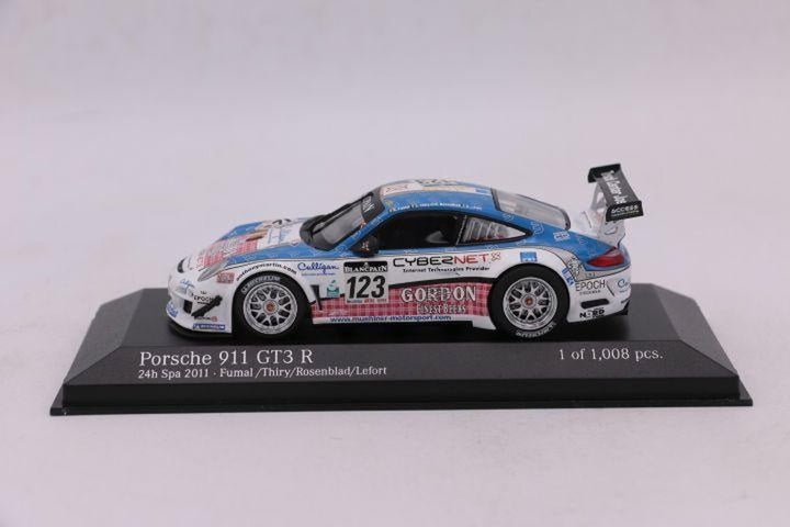 Minichamps Porsche 911 GT3 R 