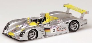 Audi R8 #2 24H LeMans 2001