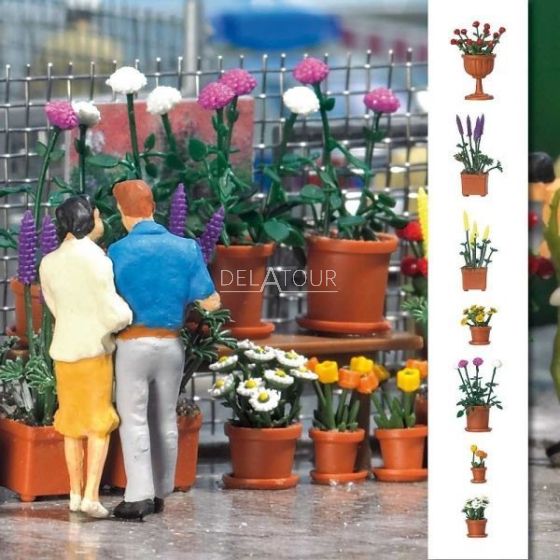 Flower Pots with Flowers Set HO