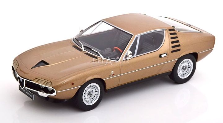 Alfa Romeo Montreal 1970 Gold Metallic