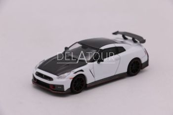 Nissan GT-R R35 Nismo 2024 Brilliant White Pearl