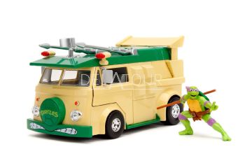 Partywagon & Donatello Figurine