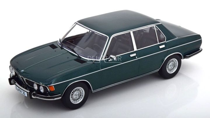 BMW 3.0S E3 2.Series 1971 Dark Green Metallic