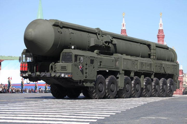 15U175 Tel of RS-12M1 Topol-M ICBM Complex