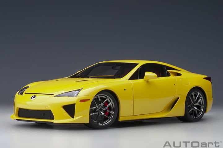 Lexus LFA Coupe 2012 Pearl Yellow