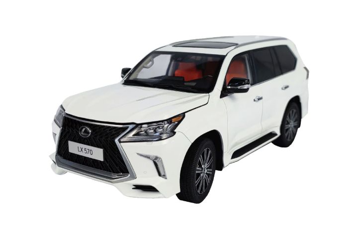 Lexus LX570 White
