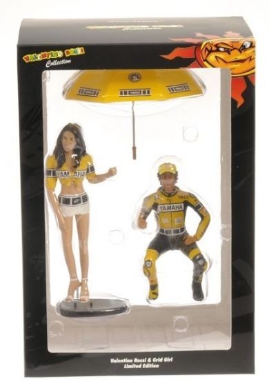 Valentino Rossi figurine / grid girl MotoGP 2005