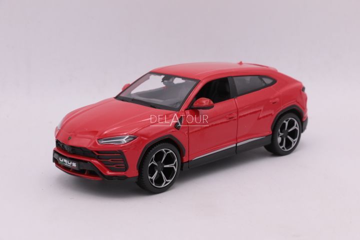 Lamborghini Urus Red