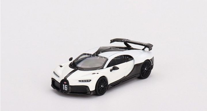 Bugatti Chiron Super Sport White