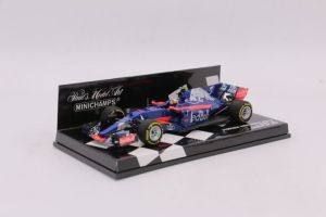 F1 Scuderia Toro Rosso STR12 C. Sainz Jr 2017