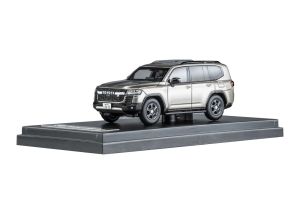 Toyota Land Cruiser LC300-GR Sport Gold