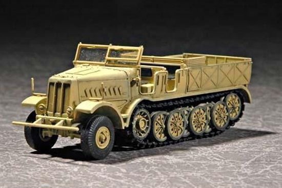 German SD.KFZ.9 Schwere Zugkraftwagen 18t