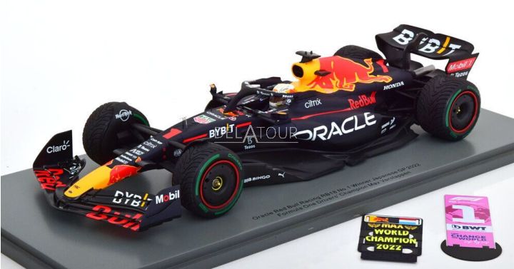 Red Bull R18 #33 M. Verstappen Japan GP 2022