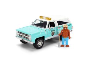 Chevrolet Blazer 1980 & Smokey Bear Figurine