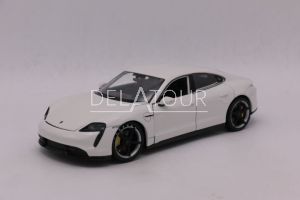 Porsche Taycan Turbo S White